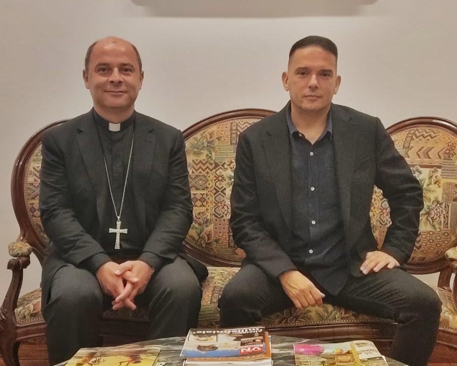 Eloy Alberto Santiago, Obispo de Tenerife y Sandro Pérgola, director de Canal 10.//Cedida